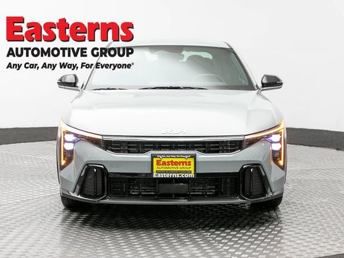 Used 2025 Kia K4 GT-Line FWD image 2