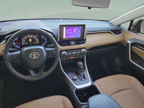 Certified 2025 Toyota RAV4 XLE image 20