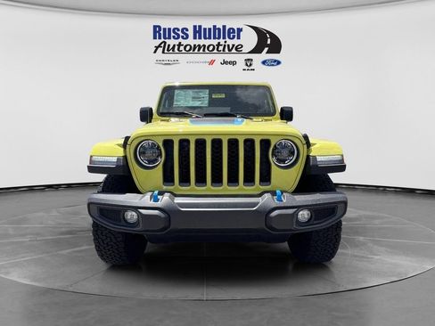 New 2023 Jeep Wrangler Unlimited Rubicon 4xe w/ Cold Weather Group AWD/4WD image 9