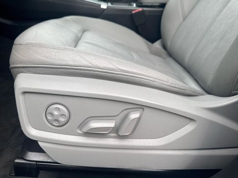 Used 2018 Audi Q5 2.0T Premium Plus image 21