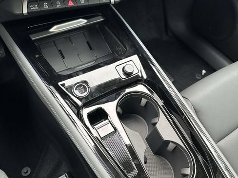 New 2026 Audi Q3 quattro 2.0T AWD/4WD image 12
