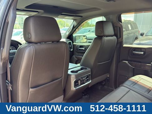 Used 2019 GMC Sierra 1500 Denali w/ Driver Alert Package II AWD/4WD image 32