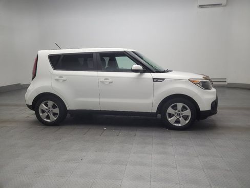 Used 2019 Kia Soul FWD image 11