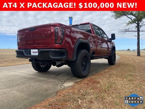 Used 2025 GMC Sierra 2500 AT4X image 12