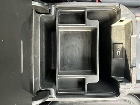 Used 2022 Chevrolet Tahoe RST w/ Luxury Package image 32