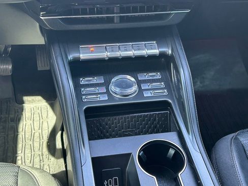 Used 2024 Lincoln Nautilus Reserve w/ Jet Appearance Package (87T) image 20