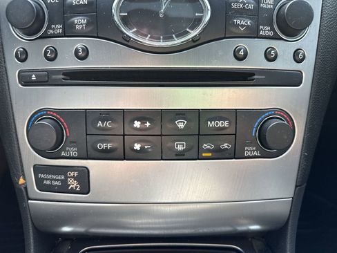 Used 2010 INFINITI G37 X w/ Premium Pkg image 20