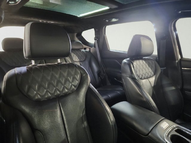 Used 2022 Hyundai Santa Fe Calligraphy AWD/4WD image 25