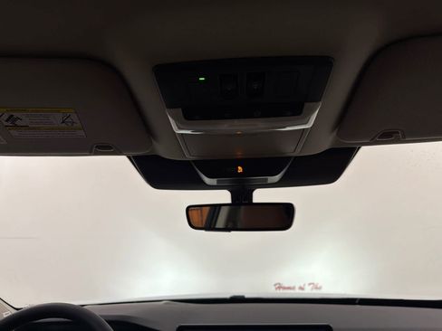 New 2026 Nissan Pathfinder Platinum image 21