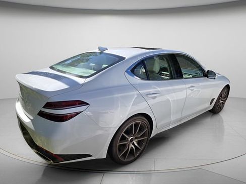 Used 2026 Genesis G70 2.5T Prestige RWD image 5
