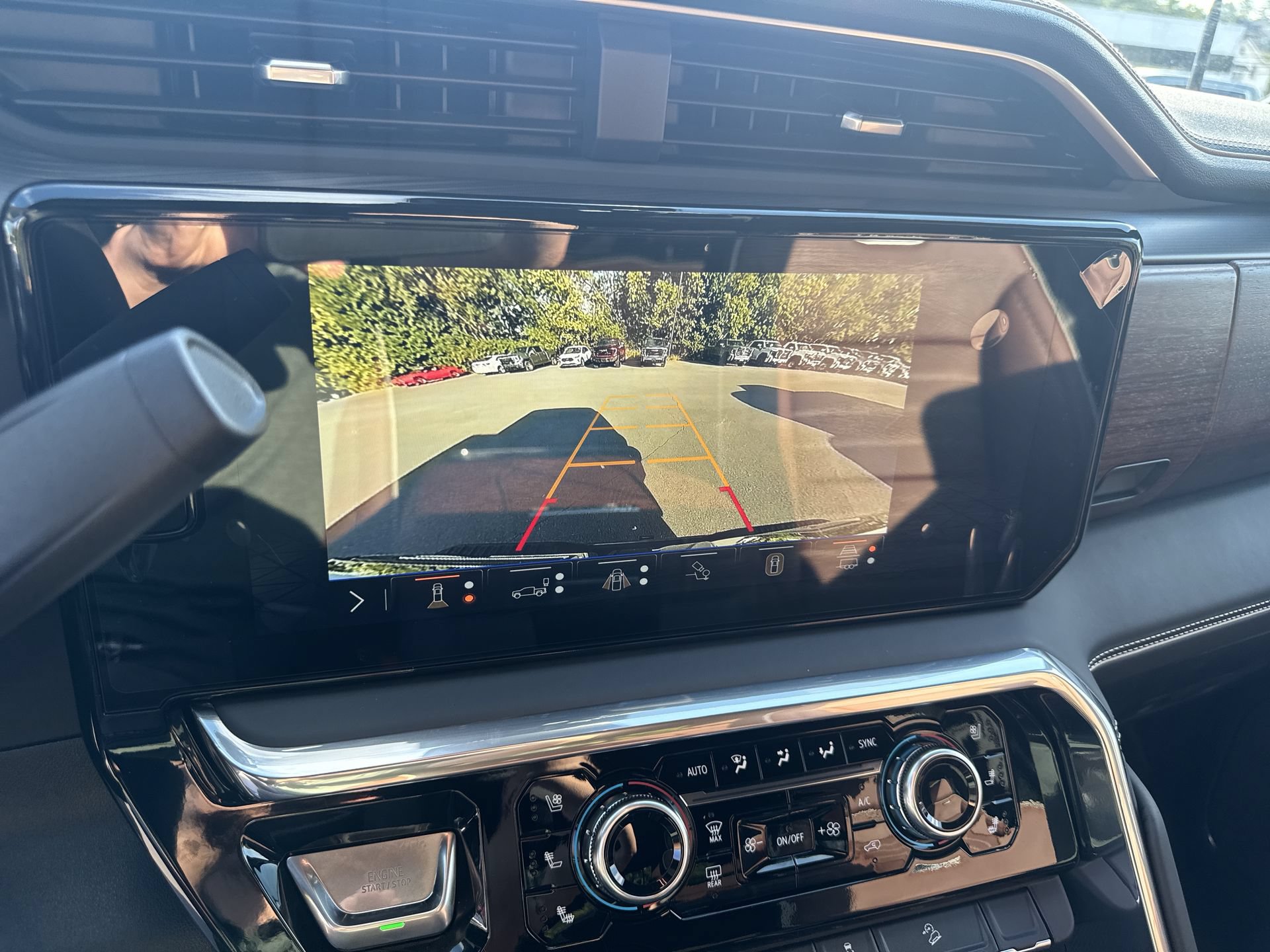 New 2026 GMC Sierra 2500 Denali Ultimate AWD/4WD image 24