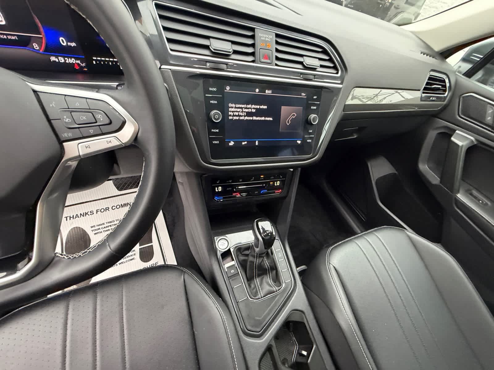 Used 2024 Volkswagen Tiguan SE FWD image 17
