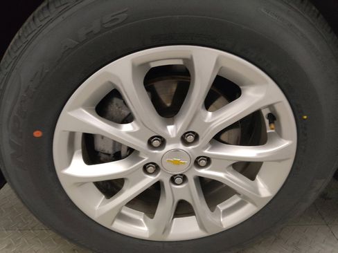 Used 2020 Chevrolet Equinox LS w/ LS Convenience Package FWD image 31