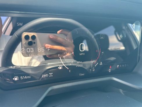 New 2026 GMC Acadia Elevation image 16