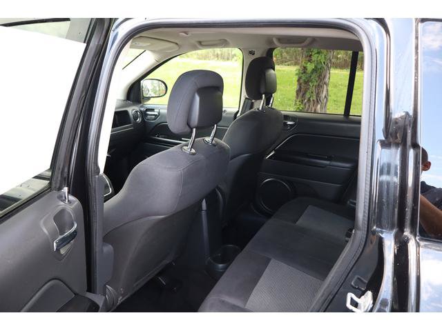 Used 2011 Jeep Compass Sport FWD image 8