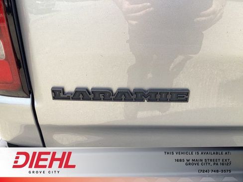 Used 2022 RAM 1500 Laramie AWD/4WD image 12