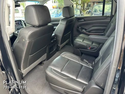 Used 2019 GMC Yukon XL SLT w/ HD Trailering Package AWD/4WD image 14