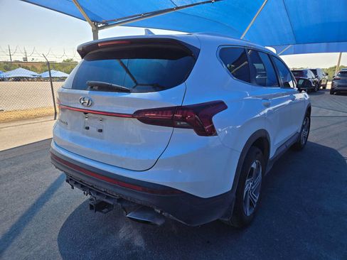 Used 2021 Hyundai Santa Fe SE FWD image 4