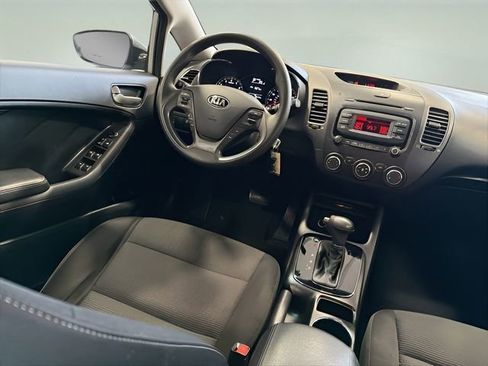 Used 2017 Kia Forte LX image 22