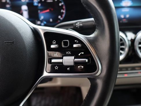 Used 2023 Mercedes-Benz GLA 250 GLA 250 image 27