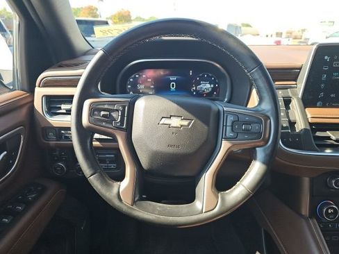 Used 2023 Chevrolet Suburban High Country image 19