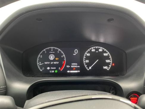 Used 2024 Honda HR-V EX-L image 2