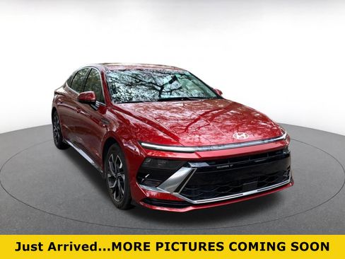 Used 2025 Hyundai Sonata SEL image 1