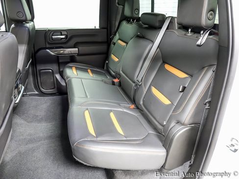 Used 2022 GMC Sierra 2500 AT4 w/ AT4 Preferred Package image 12