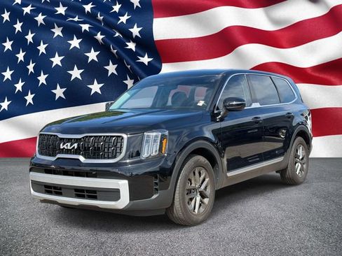 Used 2025 Kia Telluride LX FWD image 13