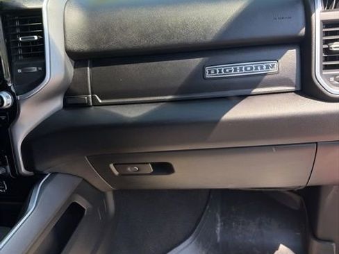 Used 2024 RAM 2500 Big Horn w/ Sport Appearance Package image 23