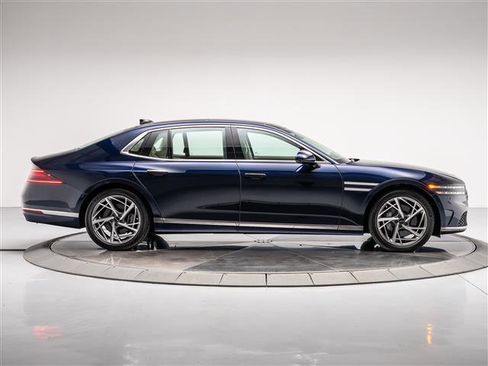 Used 2023 Genesis G90 3.5T image 6