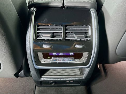 New 2026 BMW X5 xDrive40i w/ Climate Comfort Package image 18