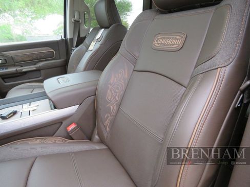 Used 2026 RAM 3500 Longhorn AWD/4WD image 15