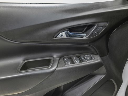 Used 2021 Chevrolet Equinox LT image 15