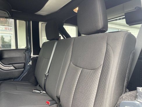 Used 2017 Jeep Wrangler Unlimited Sport w/ Quick Order Package 24S image 20