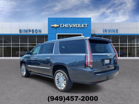 Used 2019 Cadillac Escalade ESV Platinum AWD/4WD image 6