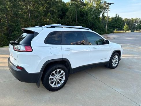 Used 2020 Jeep Cherokee Latitude FWD image 9