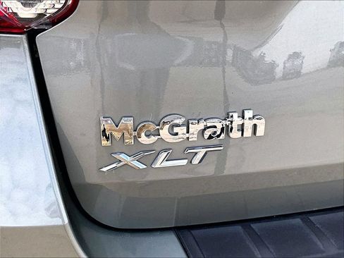 Used 2020 Ford Explorer XLT w/ Equipment Group 202A AWD/4WD image 27