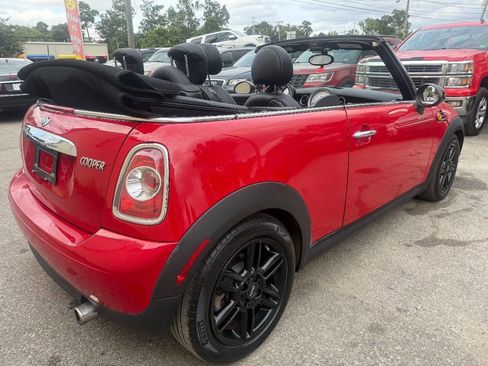 Used 2013 MINI Cooper Convertible image 6