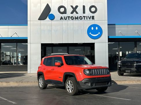 Used 2015 Jeep Renegade Latitude w/ Popular Equipment Group image 1