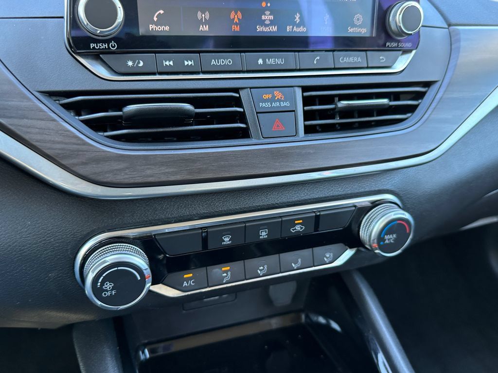 Used 2024 Nissan Altima 2.5 SV FWD image 29