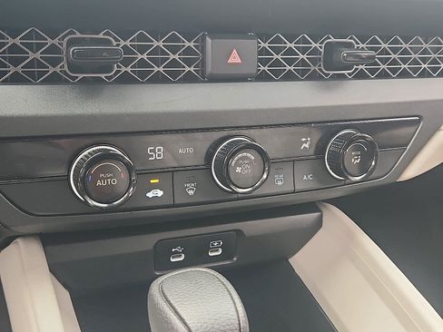 Used 2024 Honda Accord LX image 16