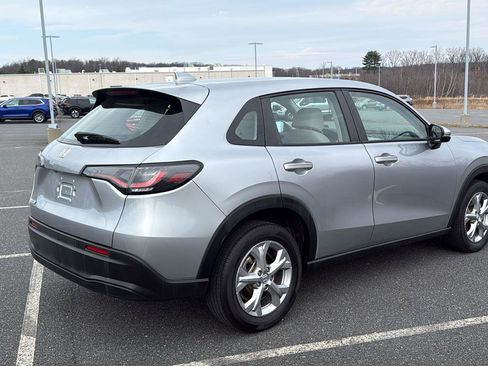 Used 2023 Honda HR-V LX image 6