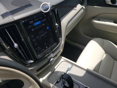 Certified 2023 Volvo XC60 T8 Plus w/ Protection Package Premier AWD/4WD image 20