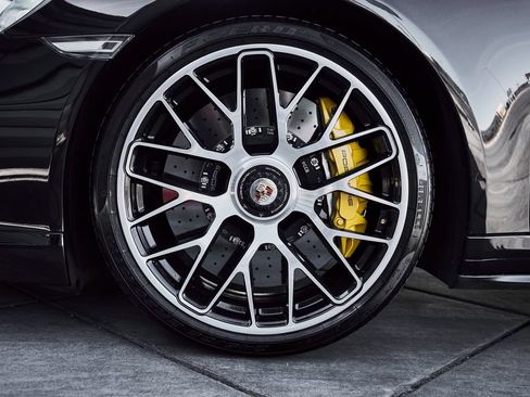 Used 2014 Porsche 911 Turbo S AWD/4WD image 3