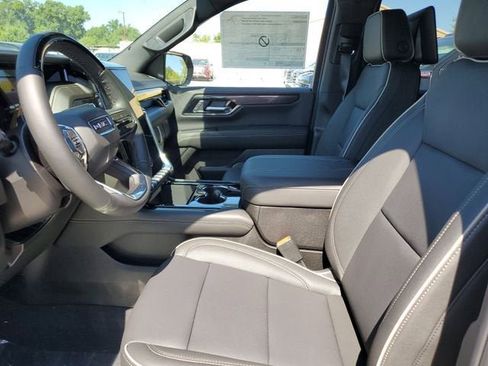 New 2026 GMC Yukon XL Elevation w/ Elevation Premium Package AWD/4WD image 19