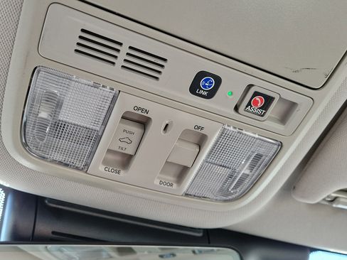 Used 2022 Honda Accord Touring image 27