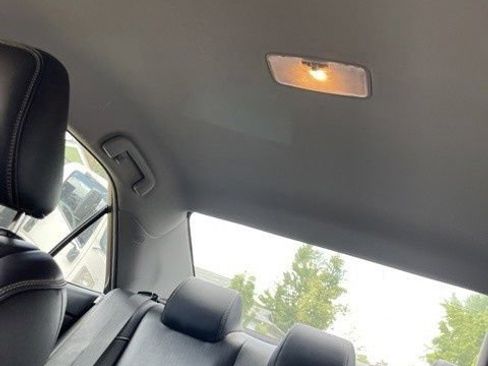 Used 2015 Toyota Camry XLE FWD image 30
