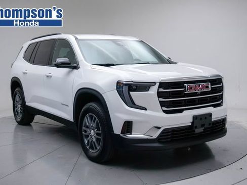 Used 2025 GMC Acadia Elevation FWD image 1