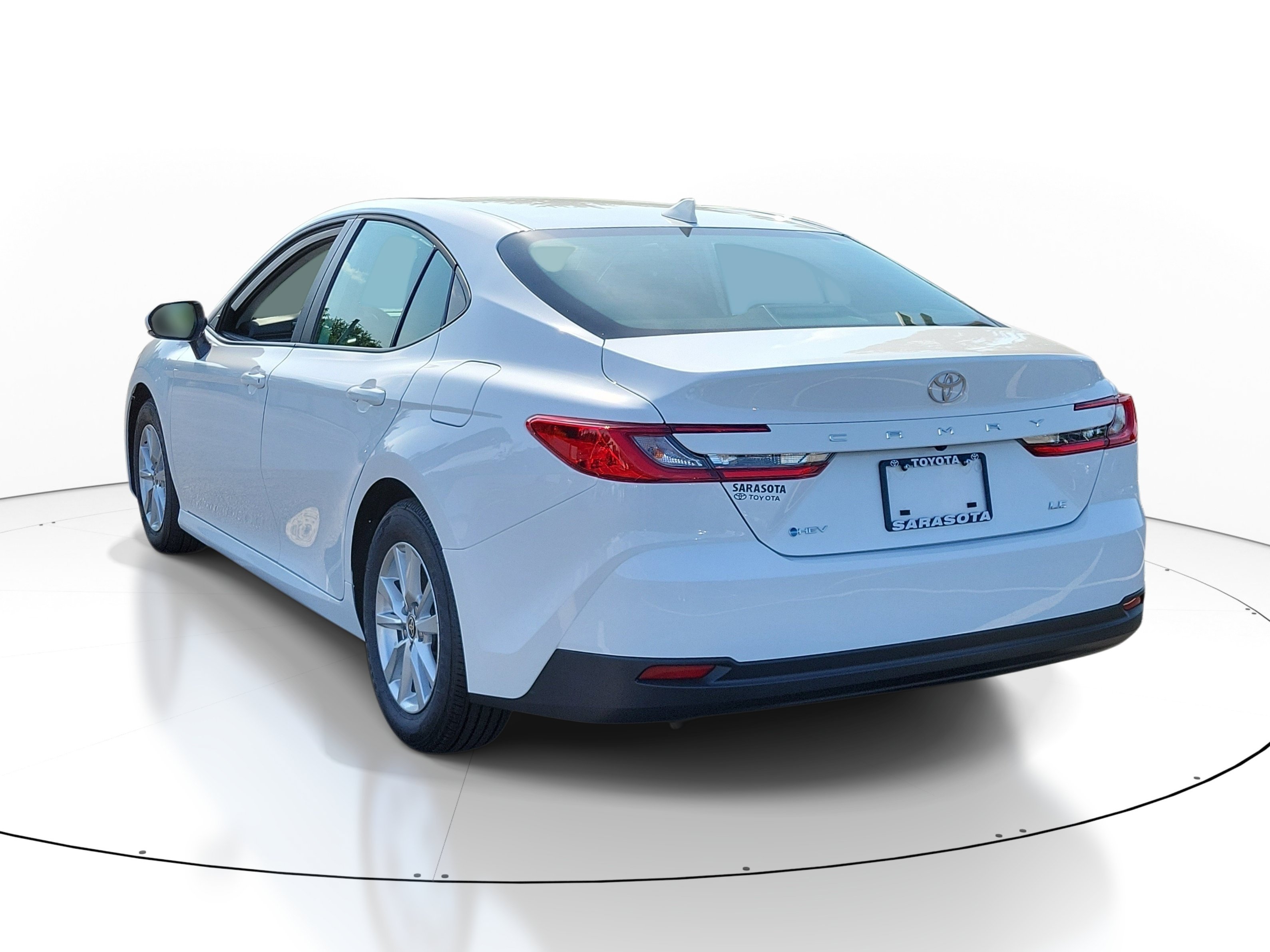 Used 2026 Toyota Camry LE FWD image 4